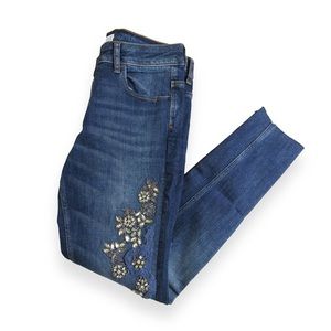 ZARA Cropped Mid-Rise Jeans with Bejewelled Patch Embellishments